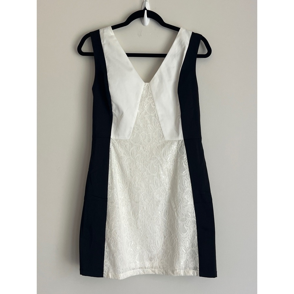 C. Luce Womens Black White Colorblock Lace V-Neck Mini Dress NWT Size M Office